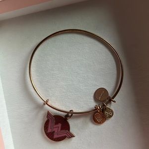 Rose Gold bangle